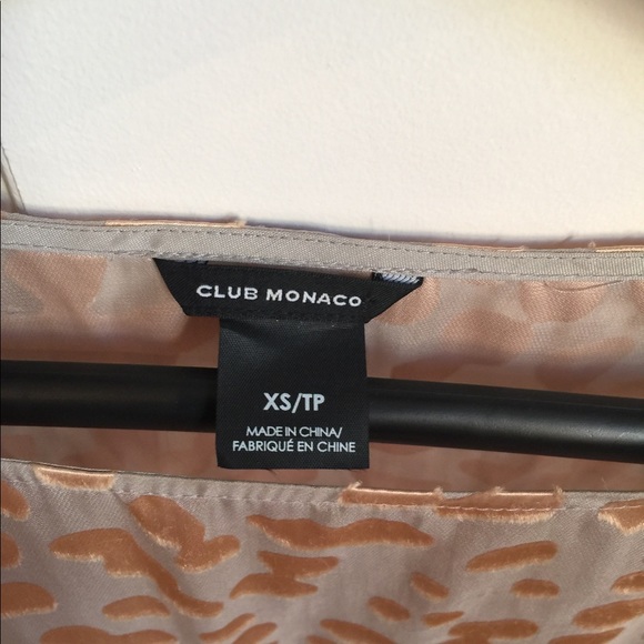 Club Monaco 3/4 sleeve sheer top. Rayon/Silk. - Picture 2 of 5